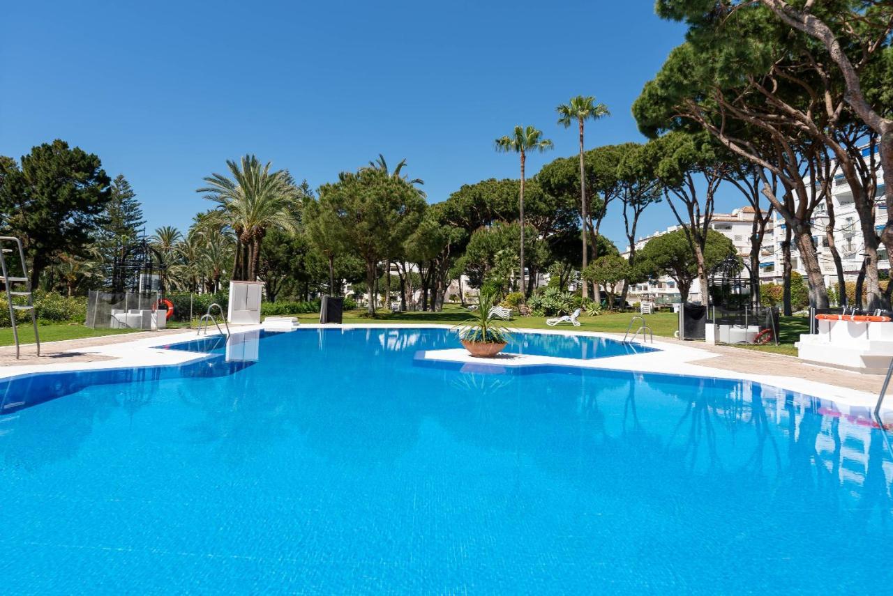 Puerto Banus2 Beachfront And Pools Marbella Buitenkant foto